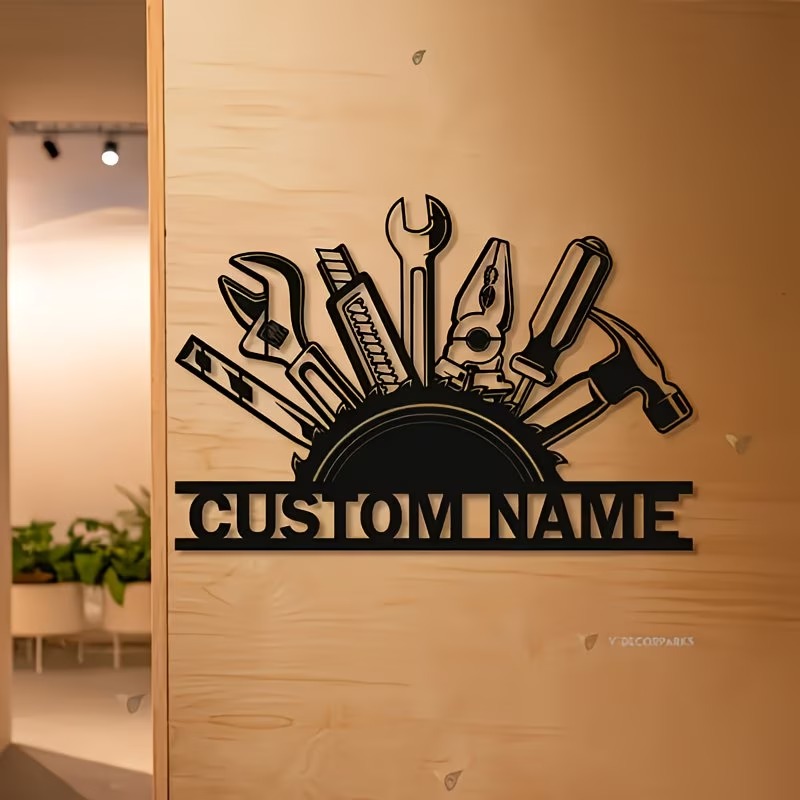 Arte de Parede em Metal Person - Workshop Tools And Names avaliação e preço